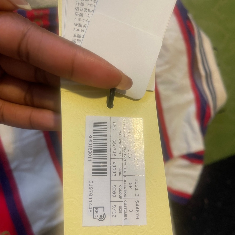 Kids Gucci polo shirt
9/12 months 
Like Brand New